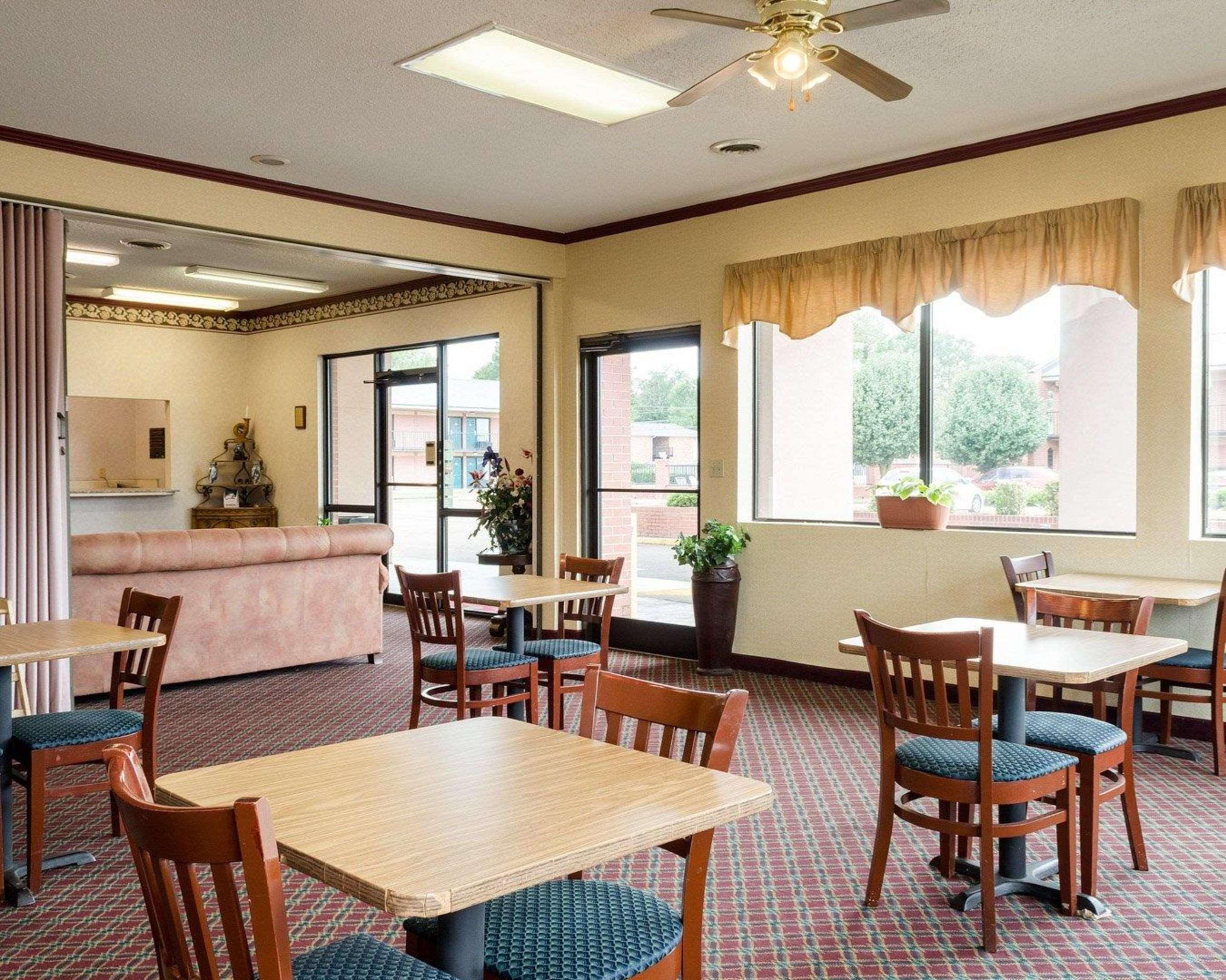 Rodeway Inn Greenwood Dış mekan fotoğraf