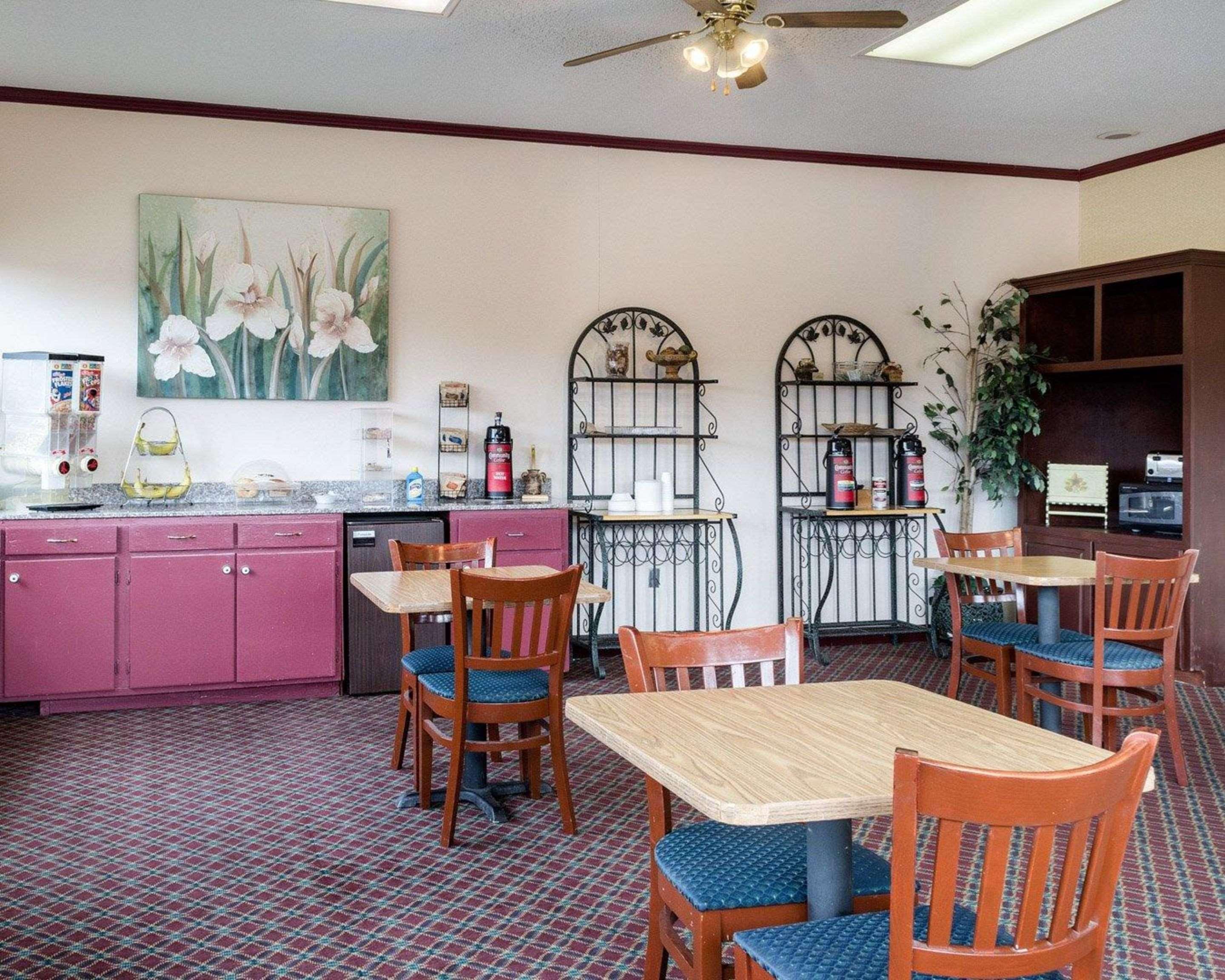 Rodeway Inn Greenwood Dış mekan fotoğraf